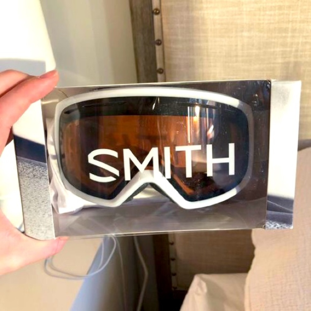Women’s Smith Ski Snowboard Goggles White